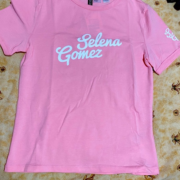 Pink , brand new selena Gomez shirt - Picture 1 of 2